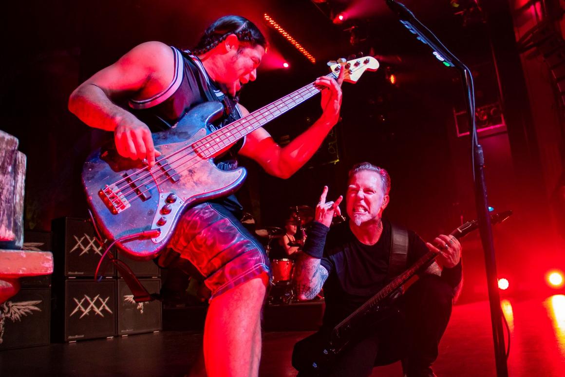 Photo gallery from the gig in New York, NY shot on September 21, 2013