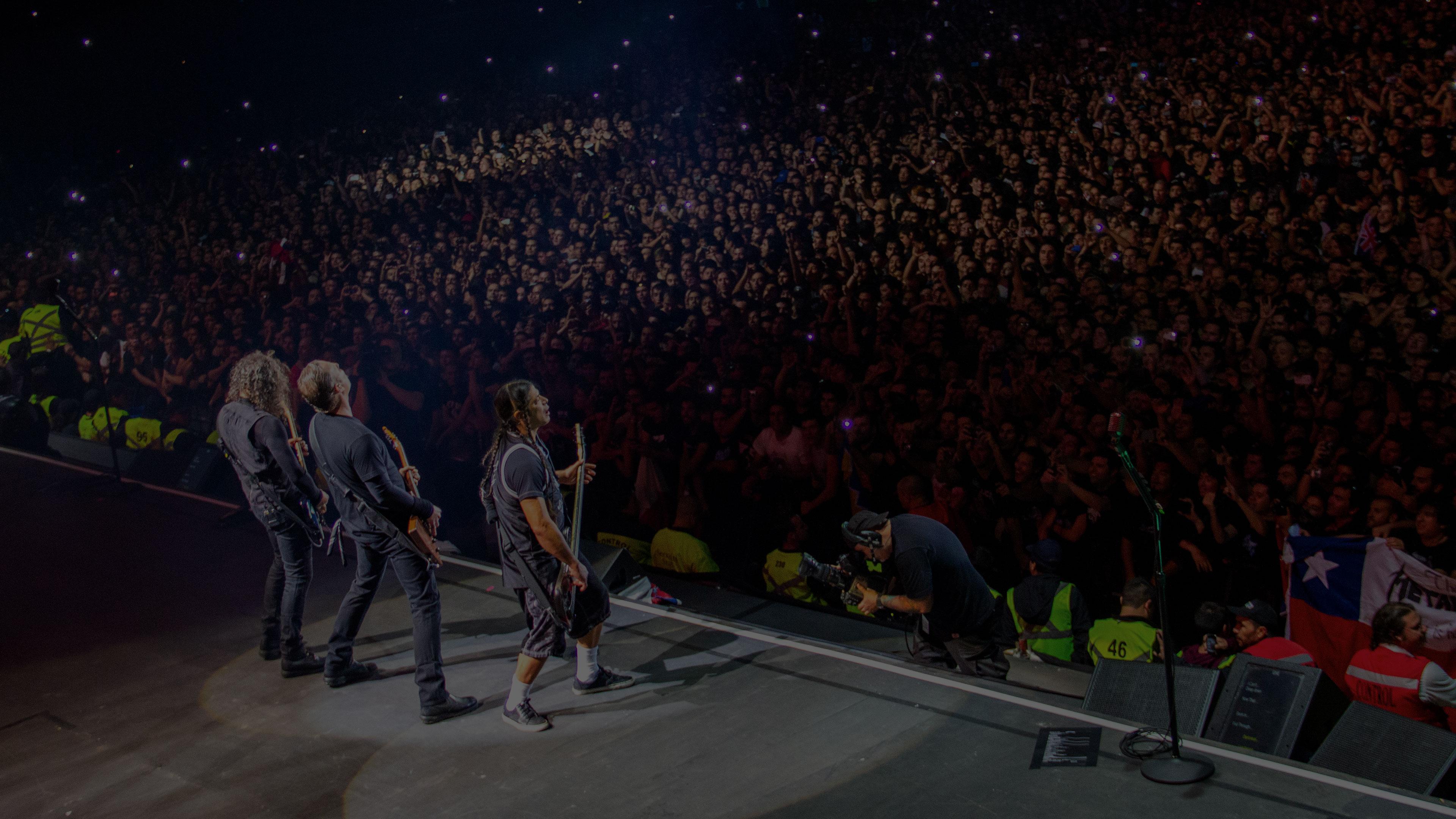 Banner Image for the photo gallery from the gig in Santiago, Chile shot on March 27, 2014