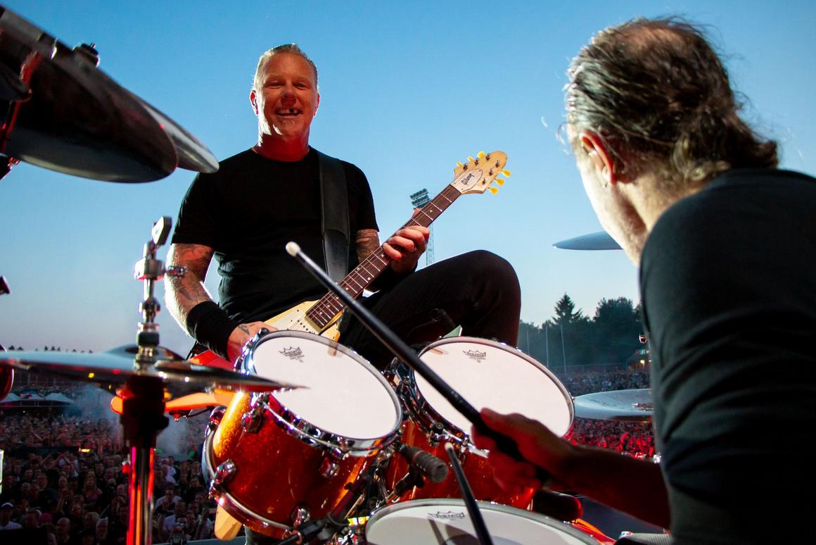 Photo gallery from the gig in Oslo, Norway shot on June 1, 2014