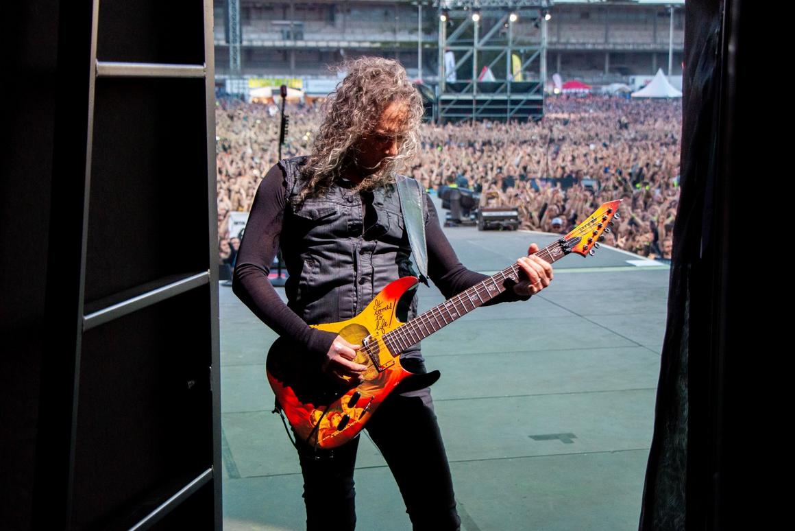 Photo gallery from the gig in Vienna, Austria shot on July 9, 2014