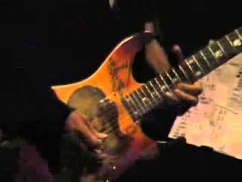 Watch the “King Nothing (Rehearsal) (New York, NY - April 19, 2004)” Video