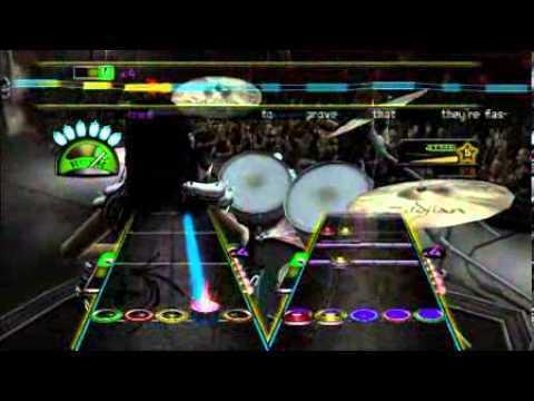 Watch the “Guitar Hero: Metallica (Hands On Preview)” Video