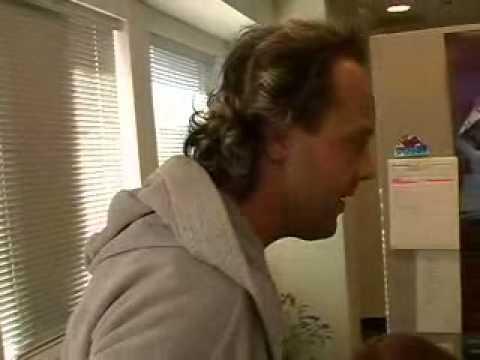 Watch the “Jump in the Studio: In the Studio Intern (November 5, 2002)” Video