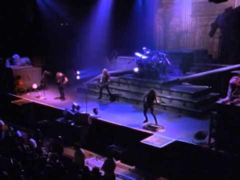 Watch the “The Thing That Should Not Me (Seattle, WA - August 30, 1989) [Live Sh*t: Binge &amp; Purge]” Video