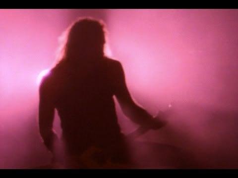 Watch the “One (Seattle, WA - August 30, 1989) [Live Sh*t: Binge &amp; Purge]” Video