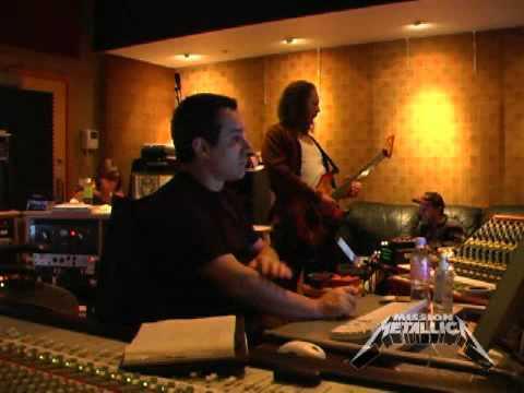 Watch the “Mission Metallica: Fly on the Wall Clip (July 18, 2008)” Video