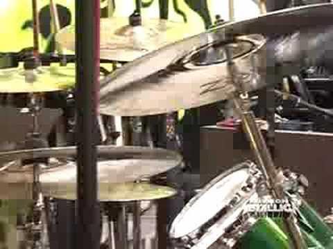 Watch the “Mission Metallica: Fly on the Wall Clip (August 28, 2008)” Video