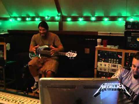 Watch the “Mission Metallica: Fly on the Wall Clip (September 2, 2008)” Video