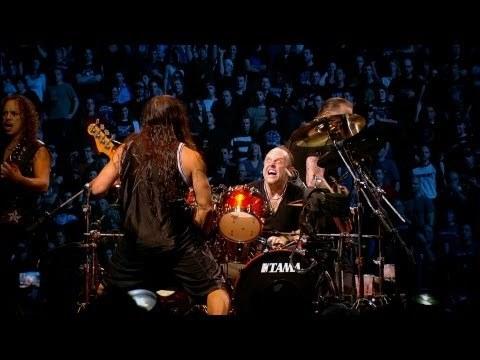 Watch the “Master of Puppets (Live) [Quebec Magnetic]” Video