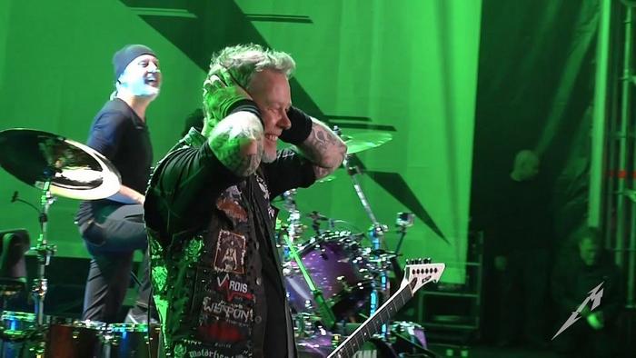 Watch the “The Memory Remains (Bogotá, Colombia - November 1, 2016)” Video