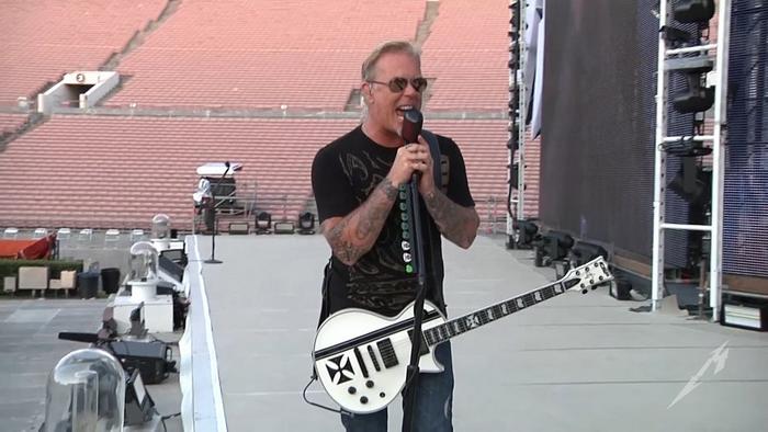 Watch the “Soundcheck (Pasadena, CA - July 28, 2017)” Video