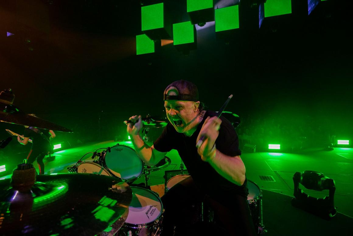 Photo gallery from the gig in Geneva, Switzerland shot on April 11, 2018