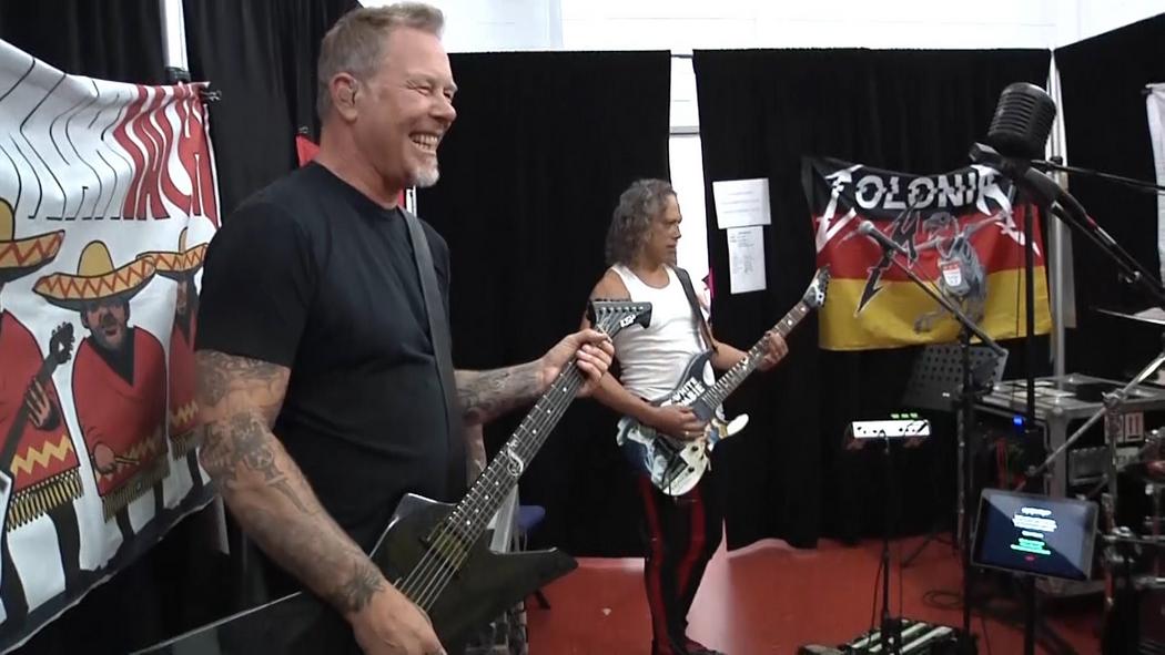Watch the “Tuning Room (Helsinki, Finland - May 9, 2018)” Video