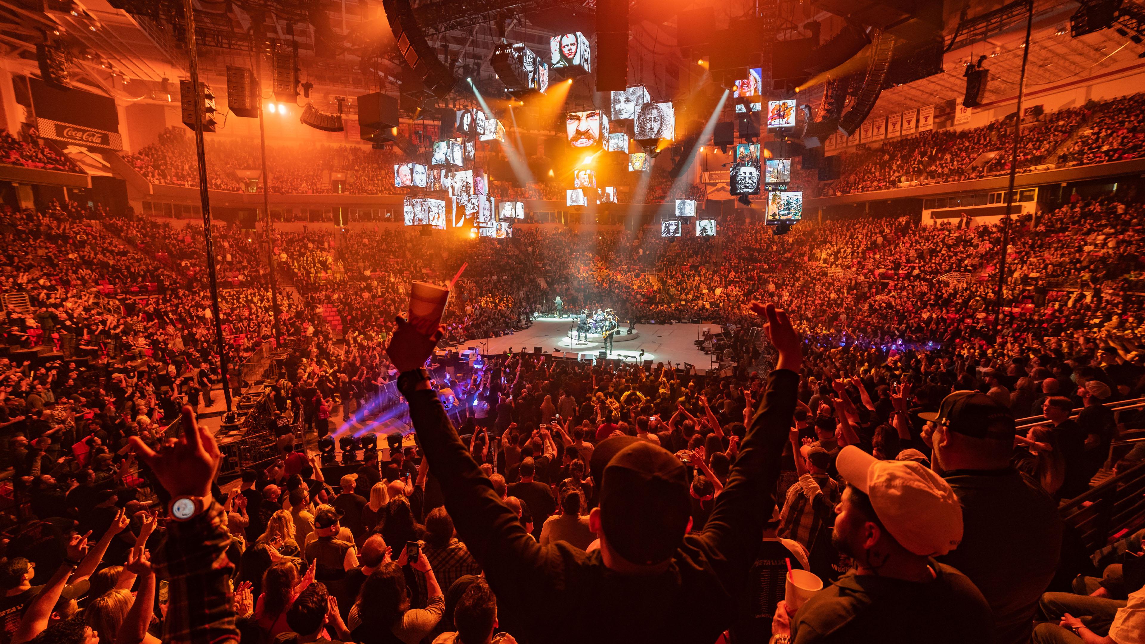 Metallica at United Supermarkets Arena in Lubbock, TX on March 2, 2019 ...