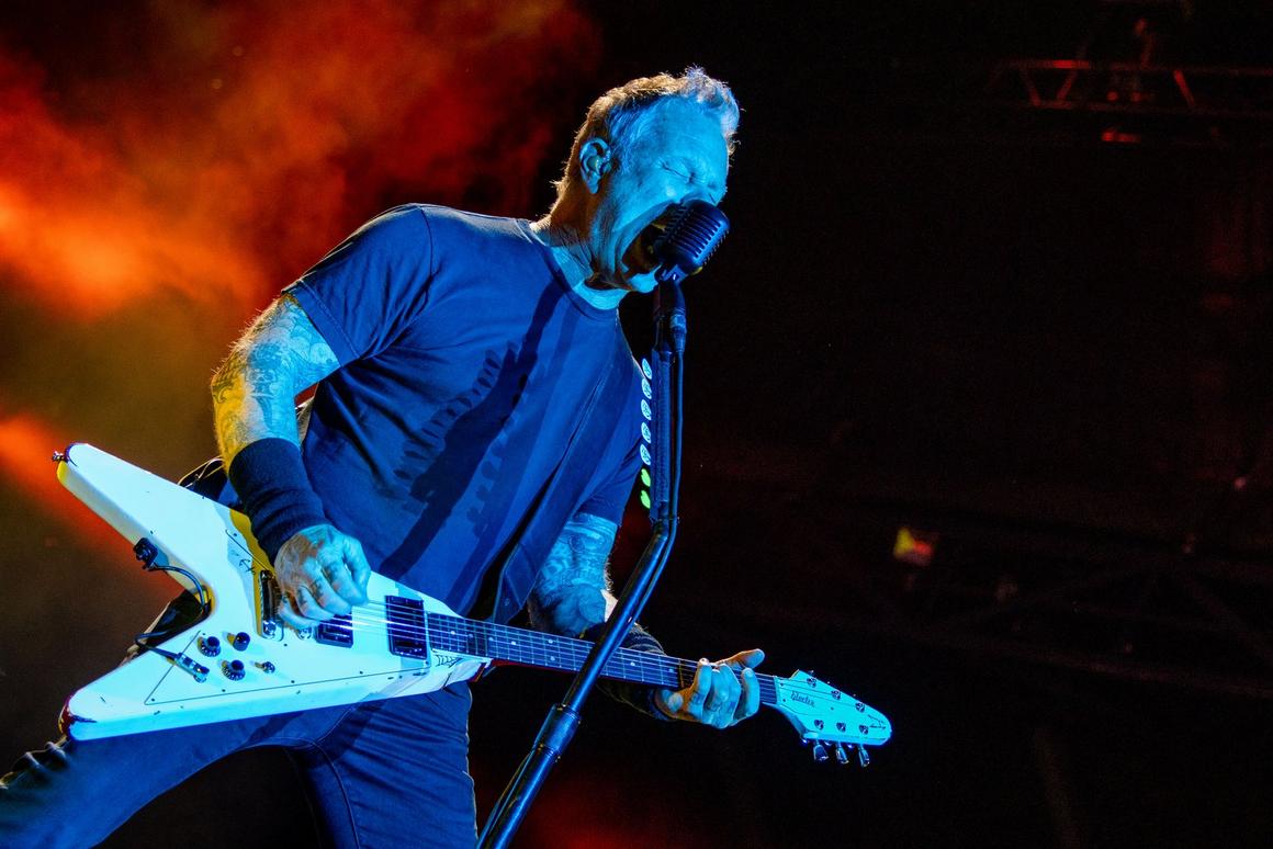 Photo gallery from the gig in Daytona Beach, FL shot on November 14, 2021