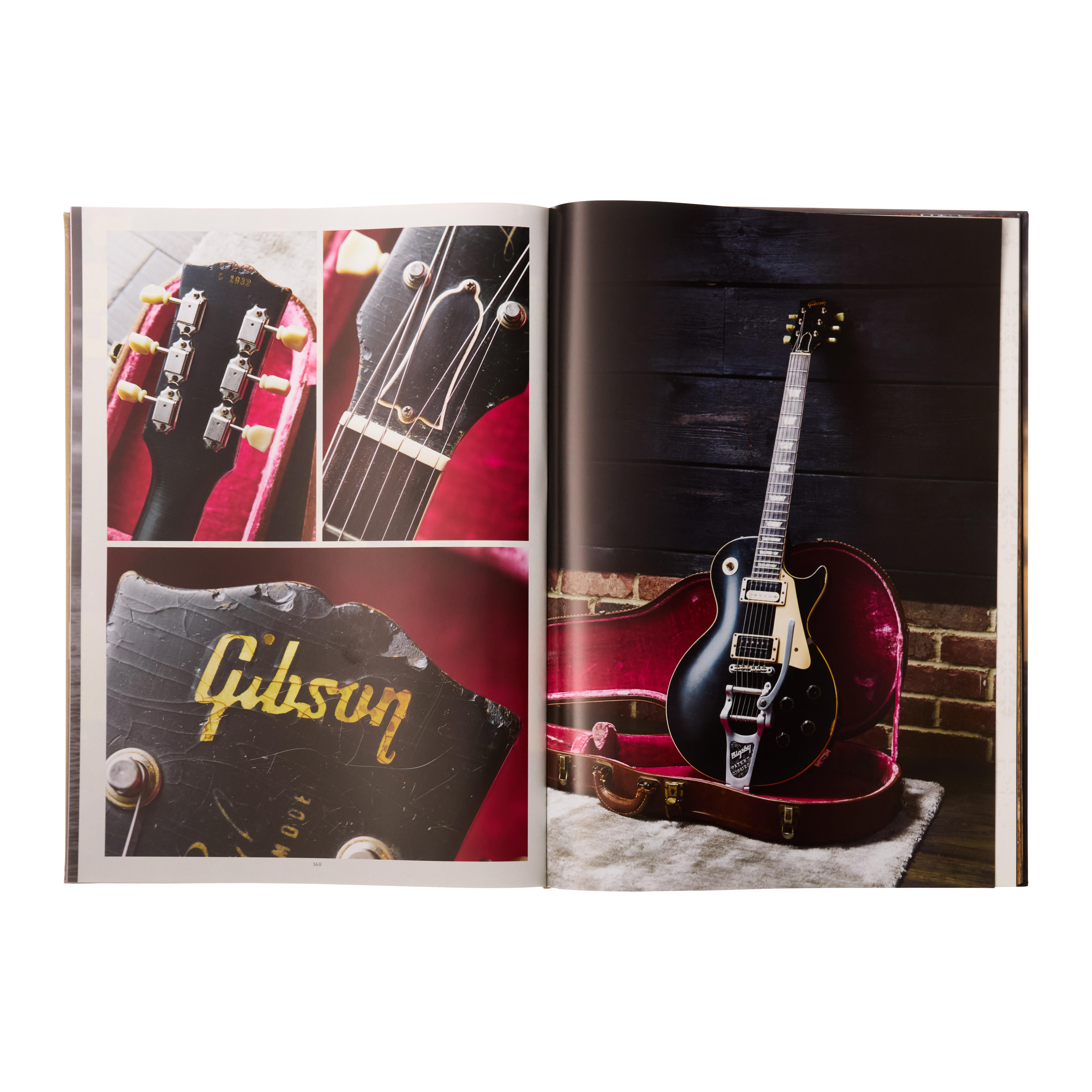 &quot;The Collection: Kirk Hammett&quot; Gibson Standard Edition Book