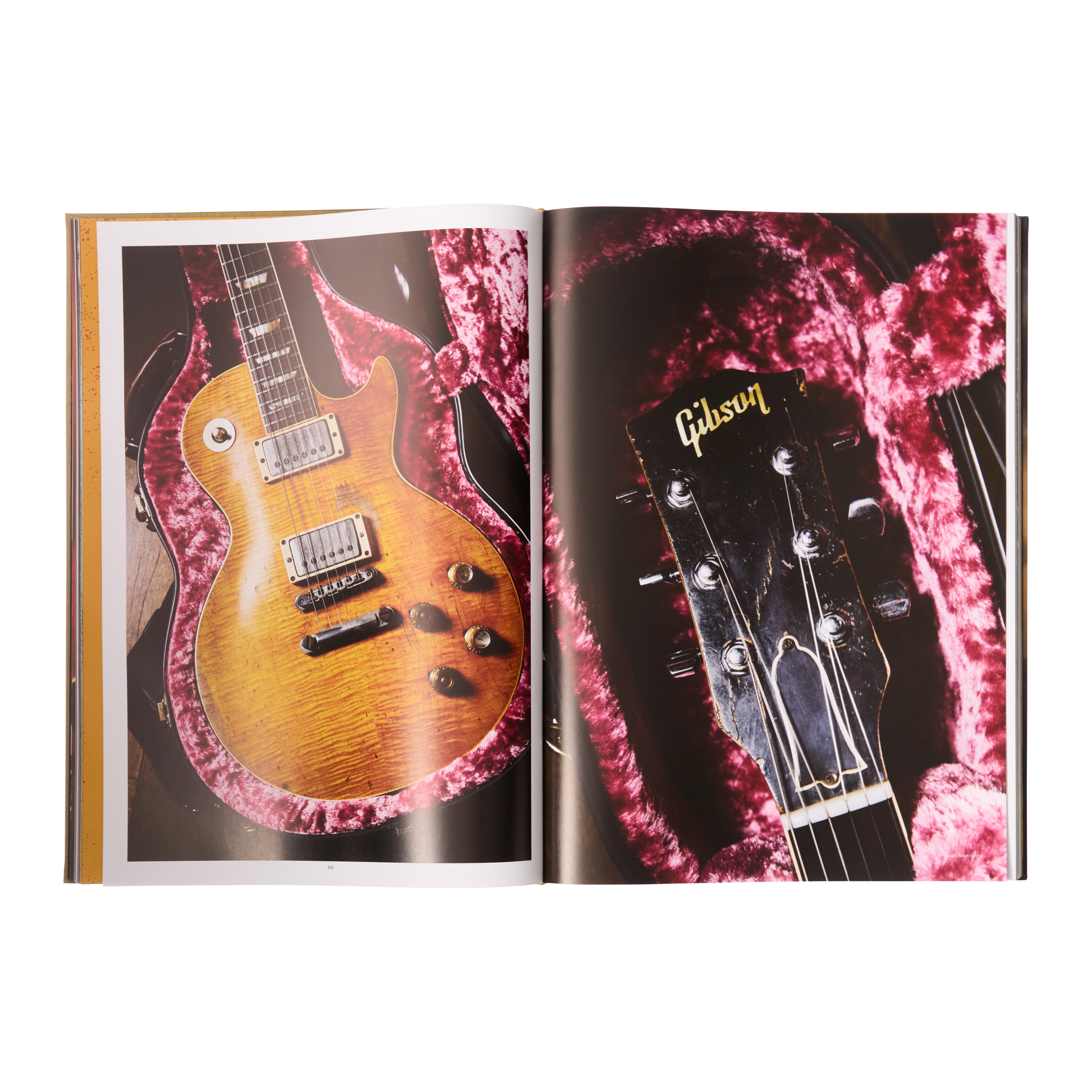 &quot;The Collection: Kirk Hammett&quot; Gibson Standard Edition Book