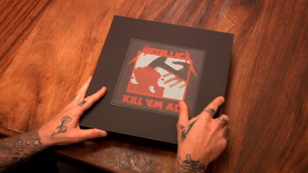 Watch the “Kill 'Em All (Deluxe Edition) Unboxing Video” Video