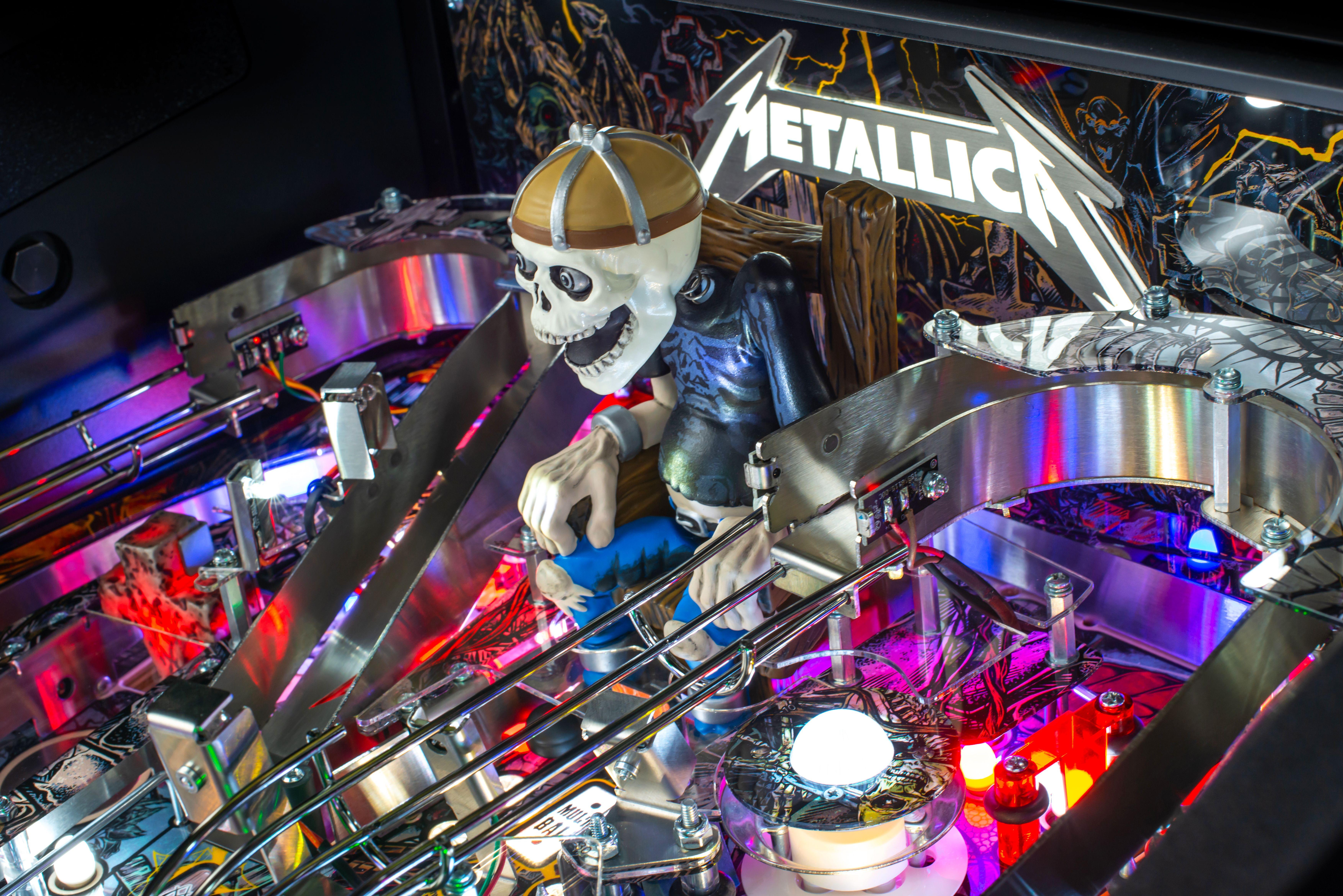 Stern Pinball x Metallica Remastered - 2024 Premium Model