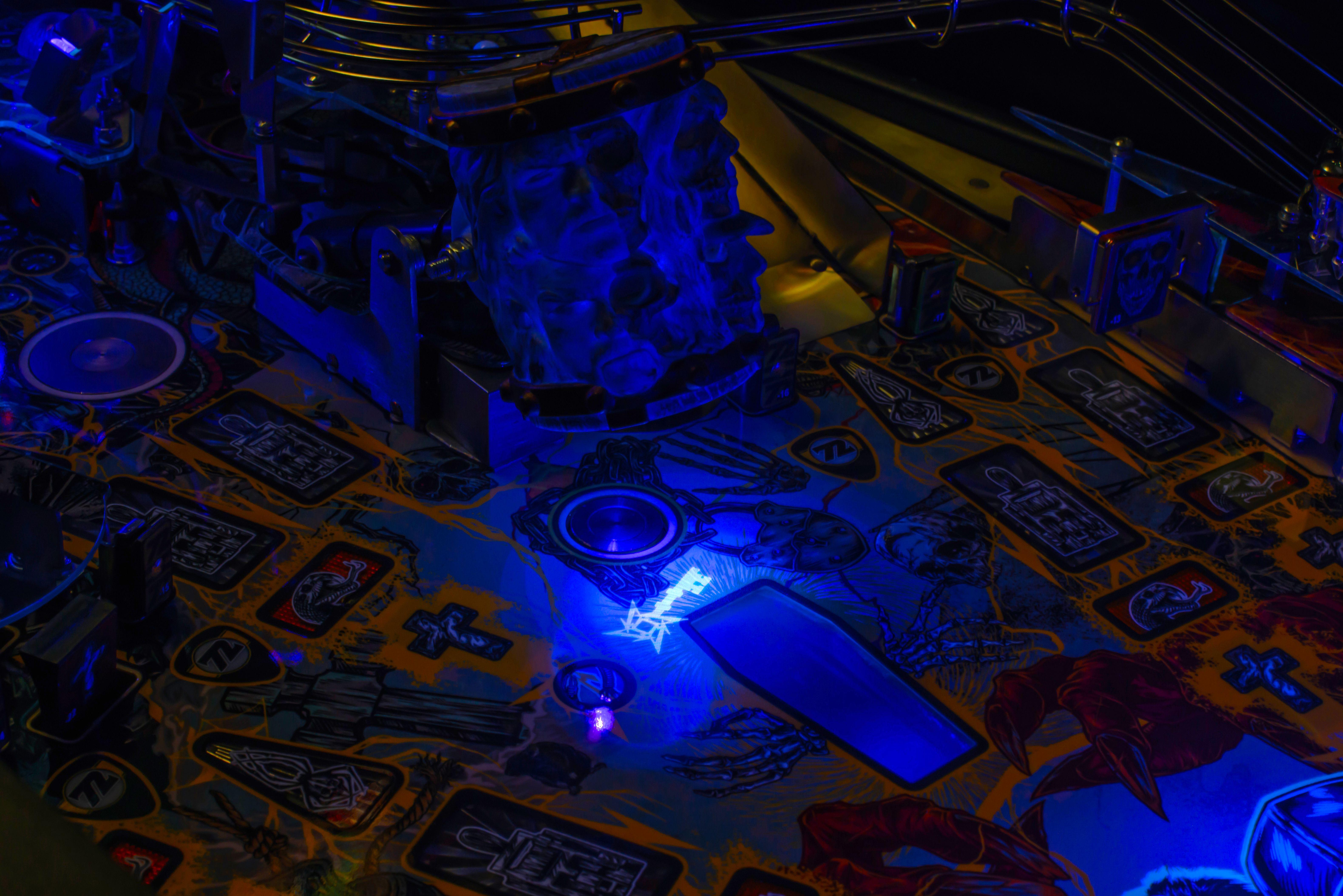 Stern Pinball x Metallica Remastered - 2024 Premium Model
