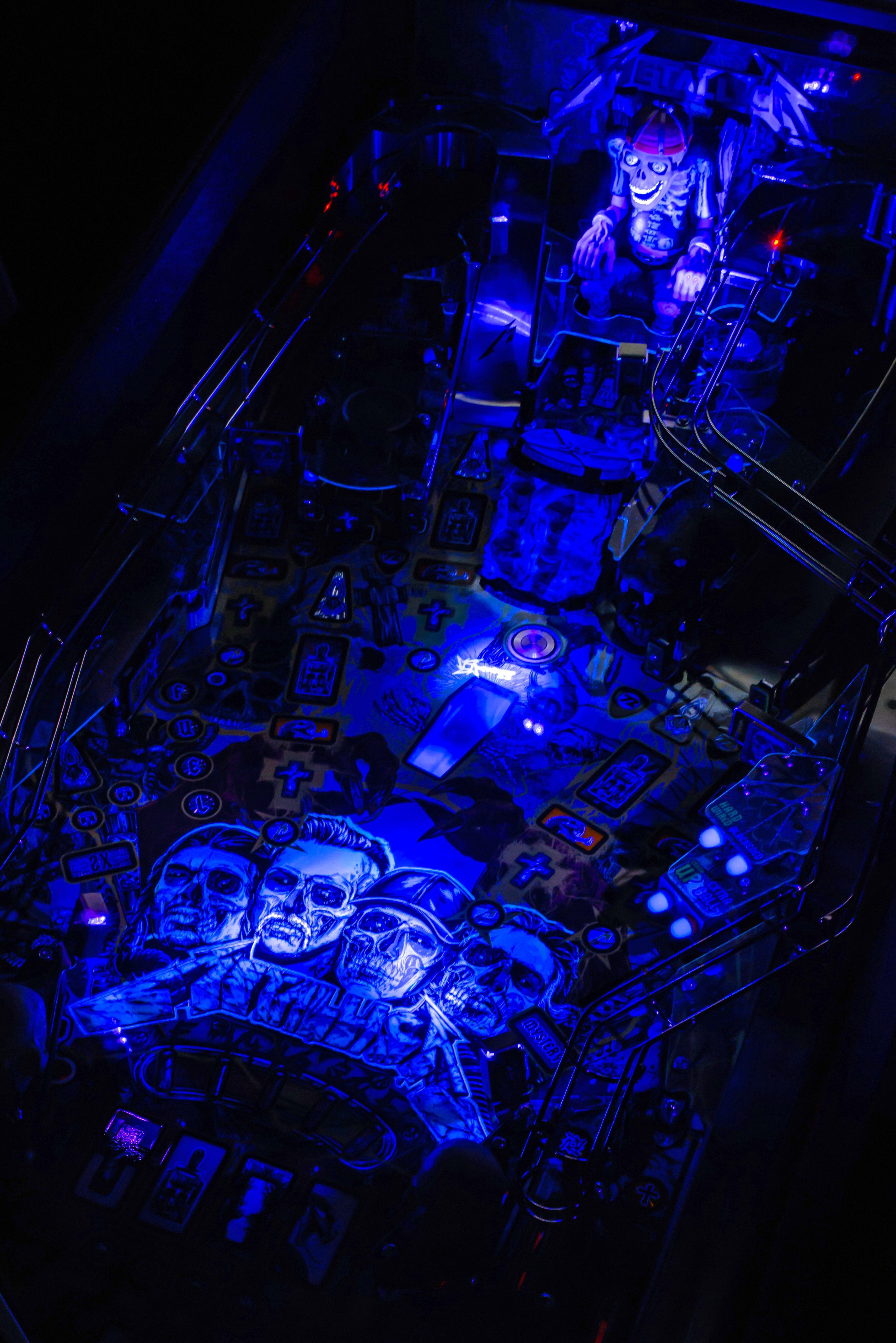 Stern Pinball x Metallica Remastered - 2024 Premium Model