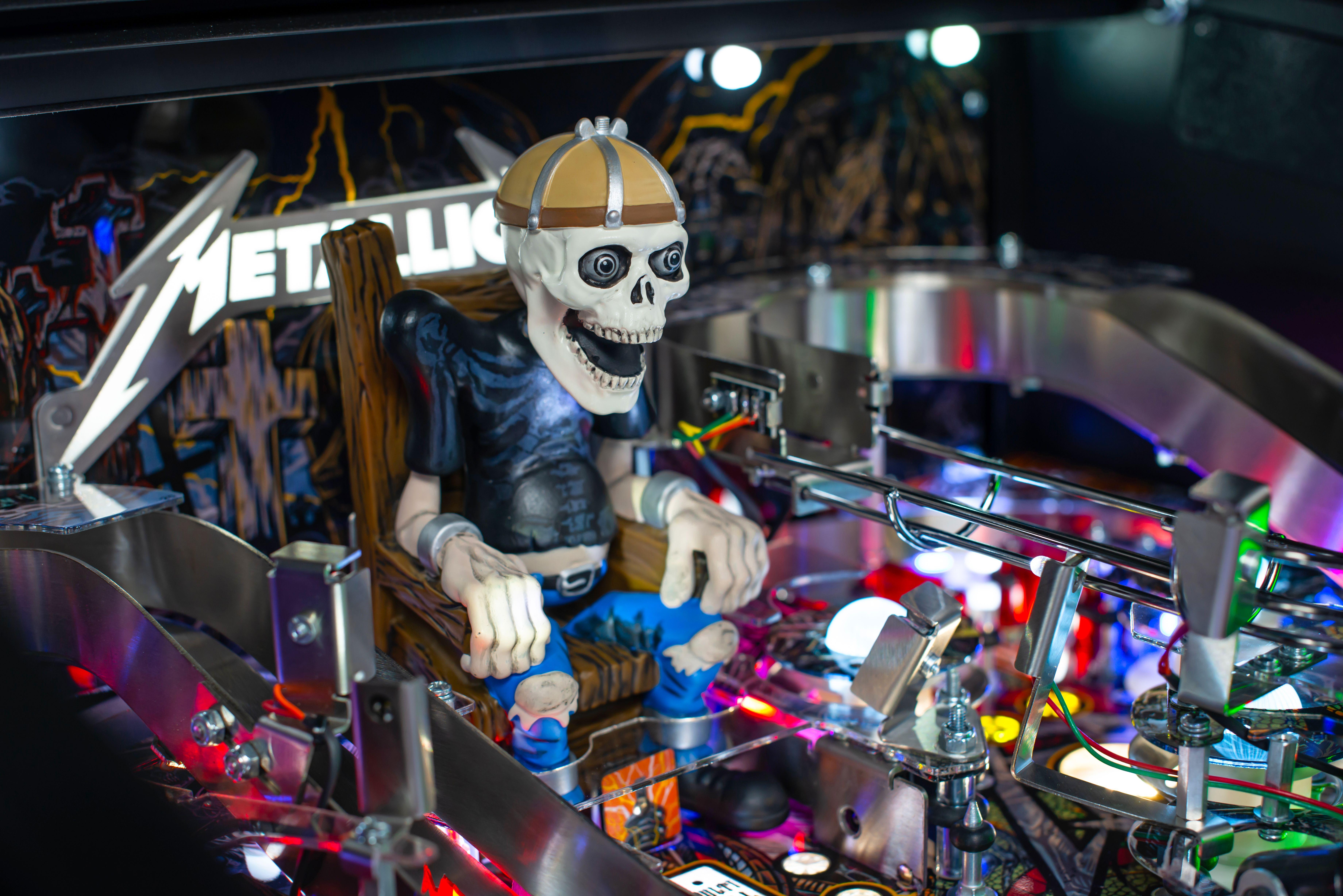 Stern Pinball x Metallica Remastered - 2024 Premium Model