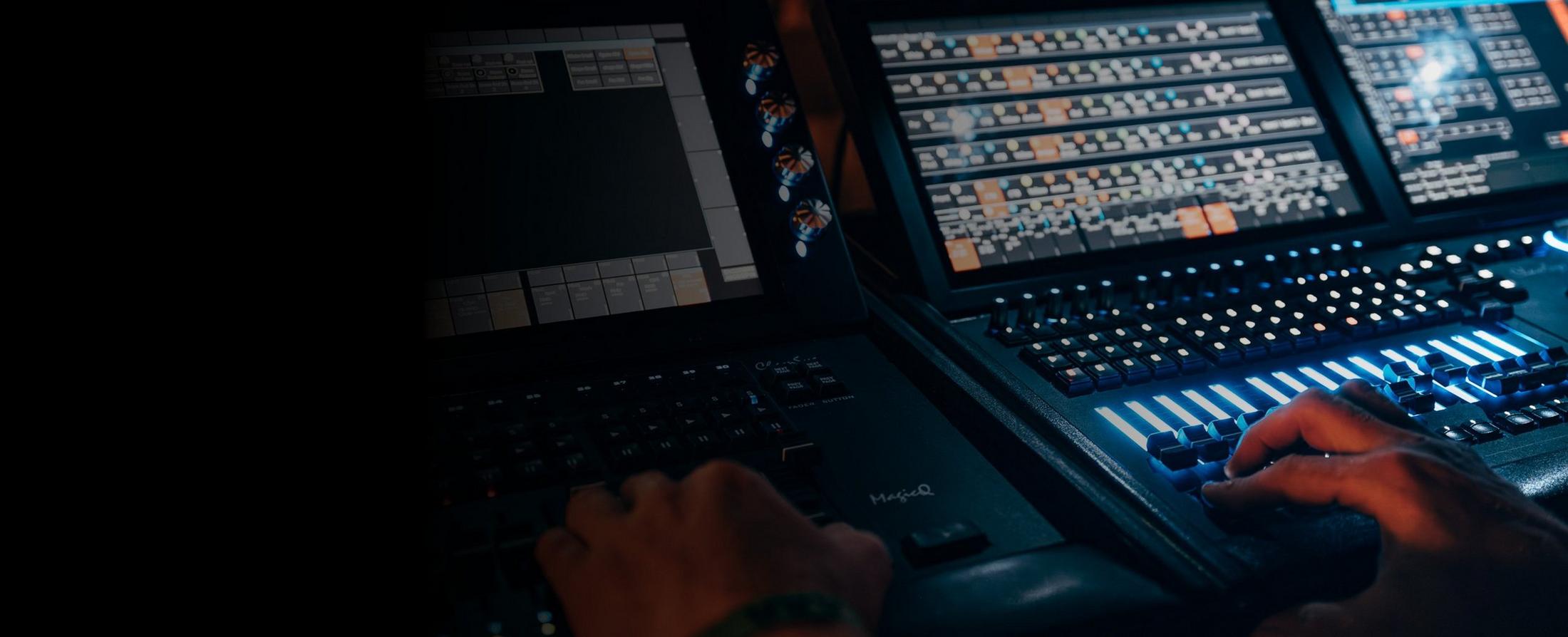 Chamsys Solutions Hero Mixing Desk Dark MagicQ