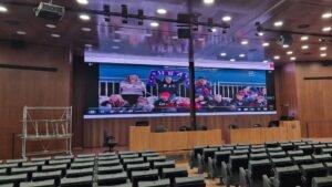 Università di Verona. Un LED wall scorrevole trasforma l’Aula Magna del Polo Zanotto