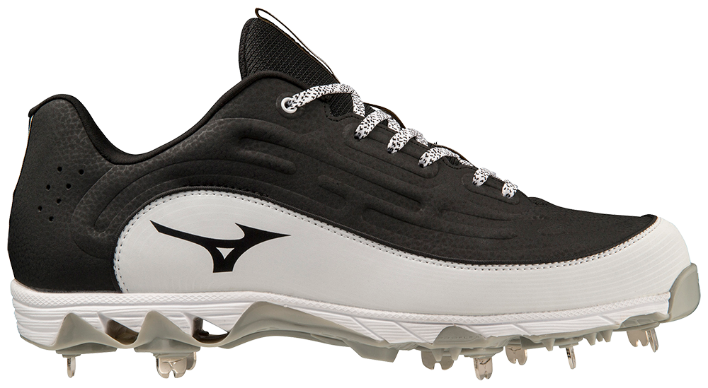 Mizuno 9-Spike Ambition 3 Low Metal Baseball Cleats