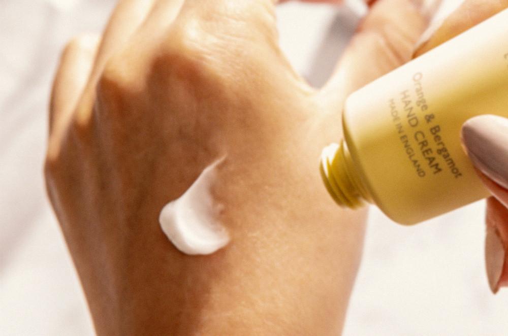 Heavenly Gingerlily Hand Cream | Molton Brown UK