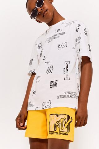 Statement T-shirt
