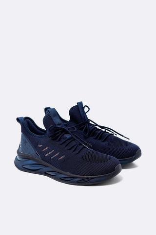 Trainer