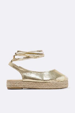 Lace Up Pump