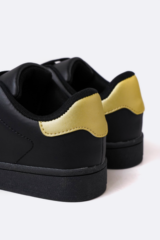 Lace Up Sneaker