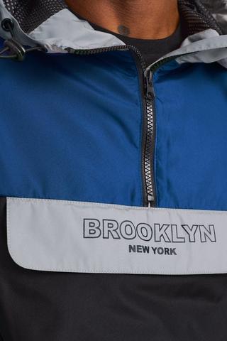 Cagoule Jacket