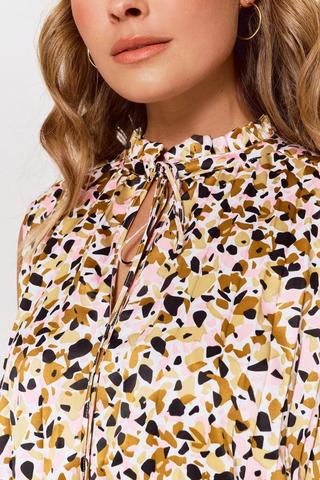 Sleeveless Top