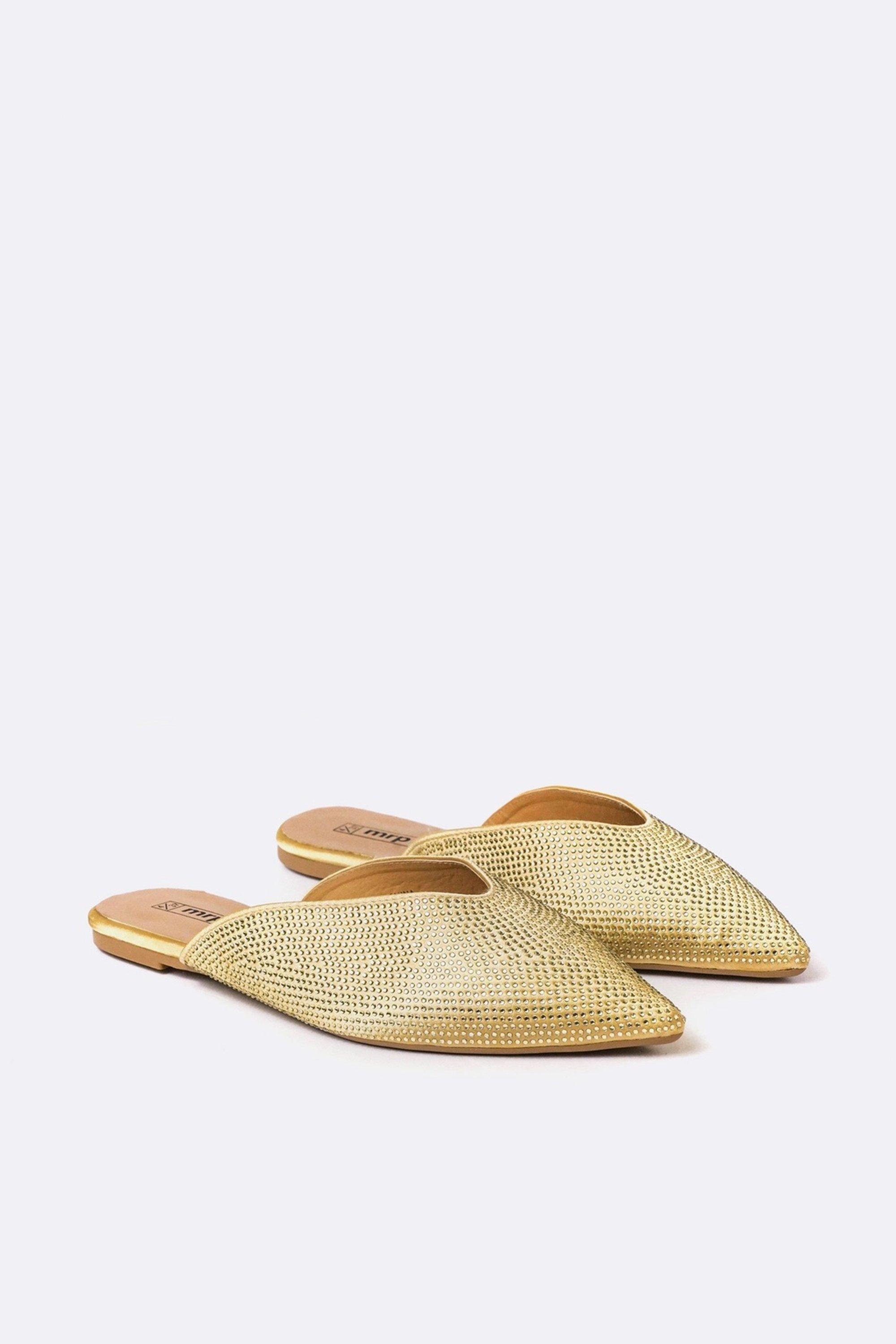 slip on mule trainers