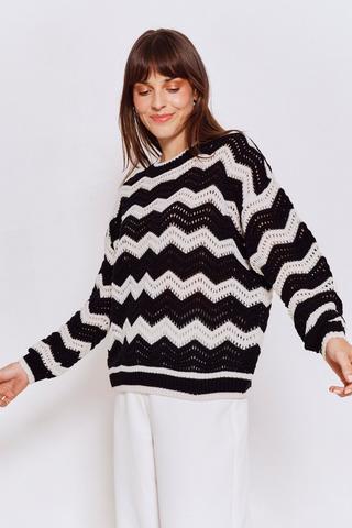 6087 White Crew Neck Knitted Jumper