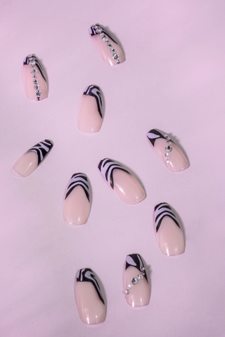 Instant Nails