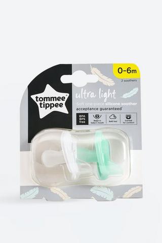 Tommee Tippee Ultra Light Silicone Soother 2 Pack 0-6 Months