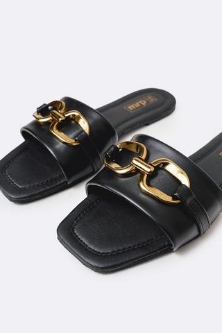 Chain Detail Sandal