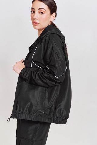 Active Windbreaker
