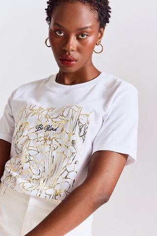 Statement T-shirt