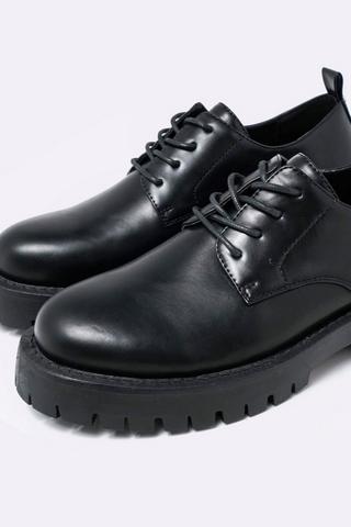 Lace-up Shoe