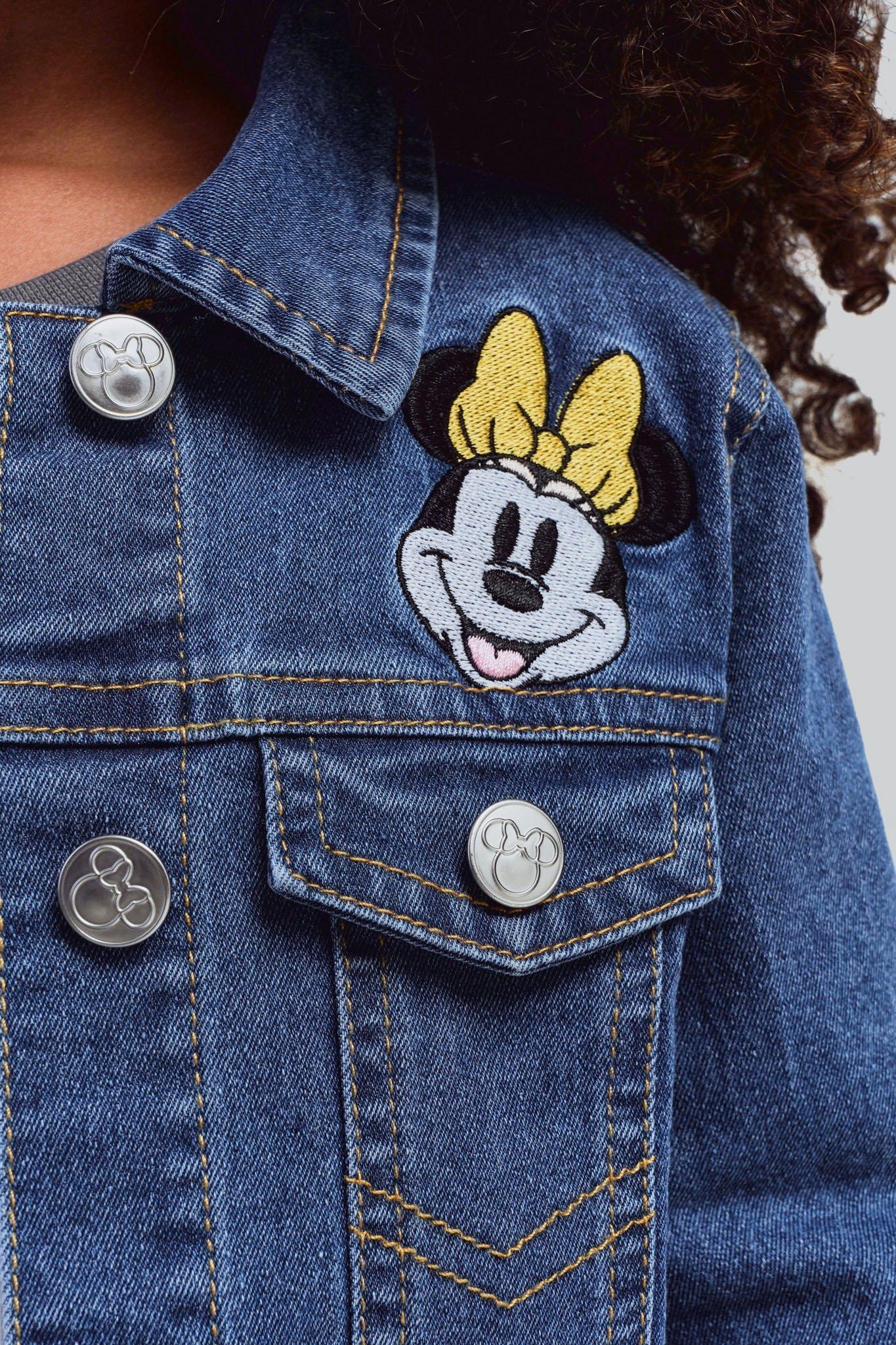 What to wear to Disney. Denim Jacket, Leggings, Mickey Mouse Tee