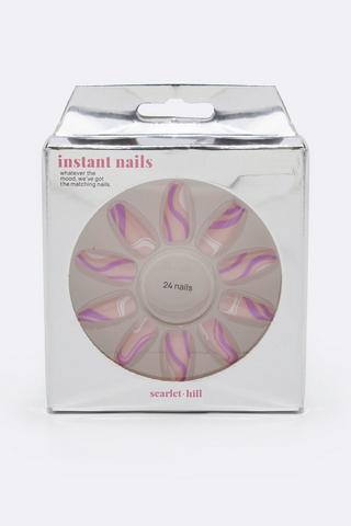 Instant Nails