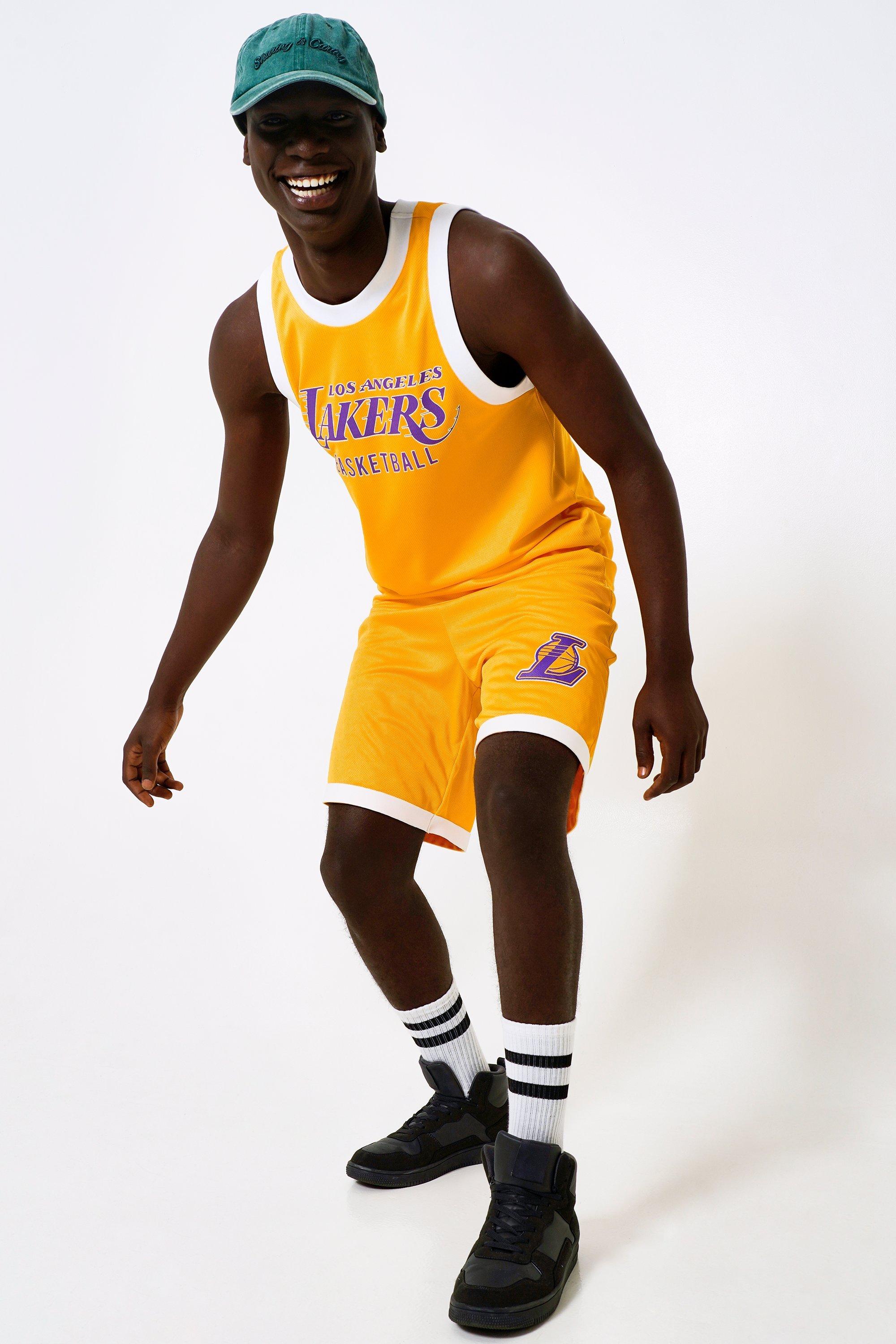 lakers shorts and top