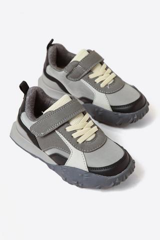 Trainer