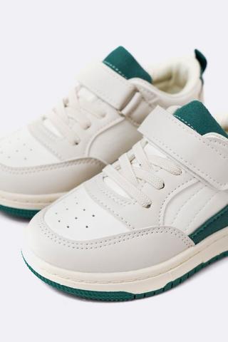 Trainer