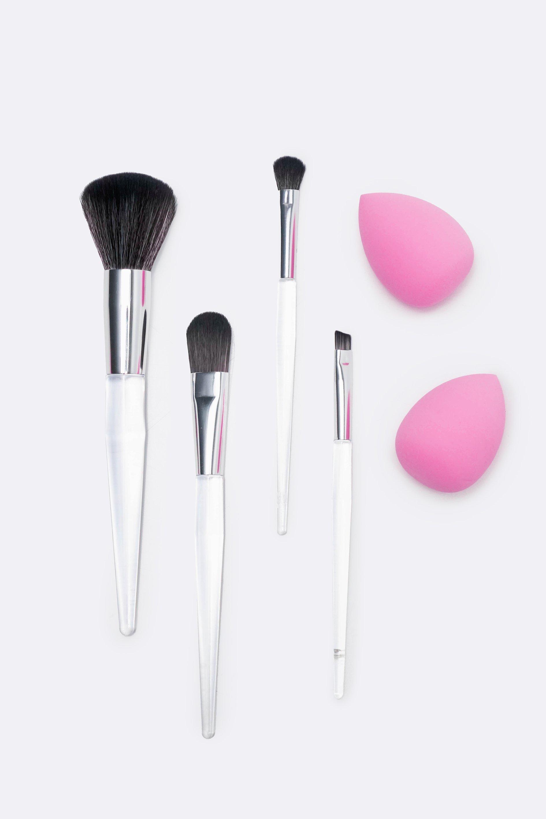 Makeup Brushes And Beauty Blenders Set